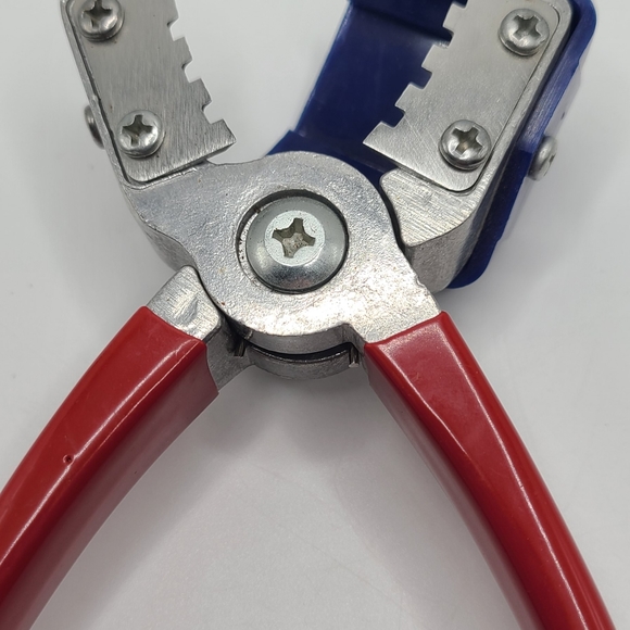 The York Texan Nut Sheller Aluminium Nut Cracker San Angelo, Texas Made in USA - Picture 3 of 5